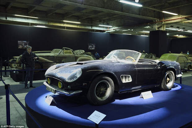 1.	Супер редкий Ferrari 250 GT SWB California Spyder был продан за рекордную сумму - $23 млн.