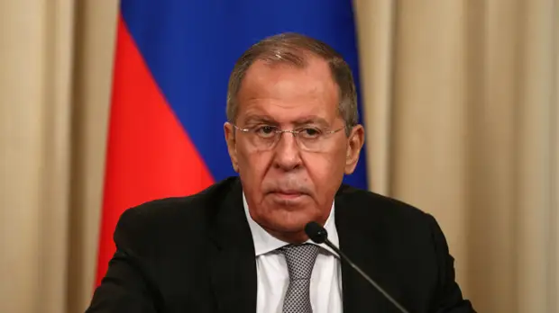 Лавров прибыл с рабочим визитом в Шри-Ланку