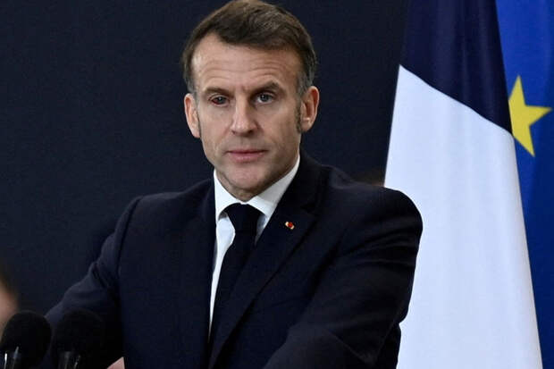 BZ: инцидент c Макроном и Мерцем в Мюнхене показал раскол между ними