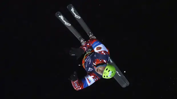 ФФР: Максим Буров не примет участие в командном турнире по фристайлу на Играх-2022