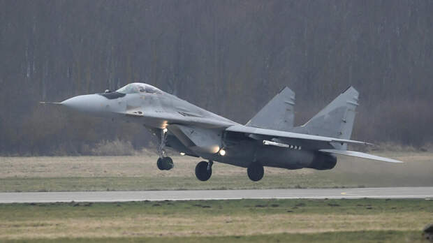 Президент Словакии назвал ошибкой передачу МиГ-29 Киеву