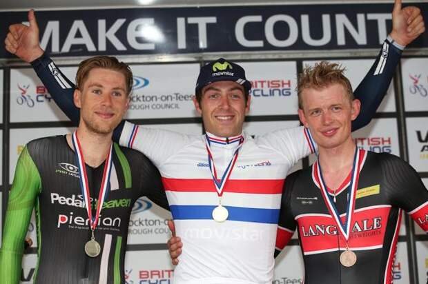 James Gullen, Alex Dowsett and Ryan Perry                                                                                                                               (фото: Simon Wilkinson / SWpix.com)