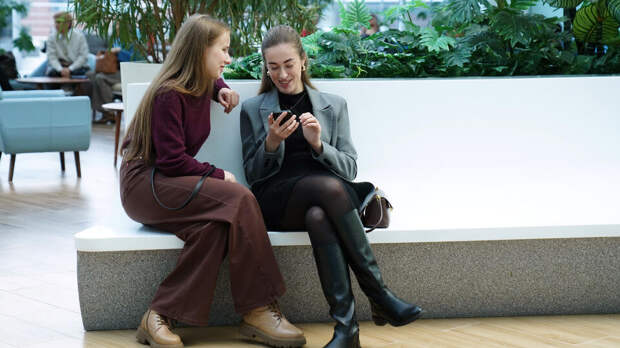 Филолог: вирусные фразы из коротких видео развивают язык