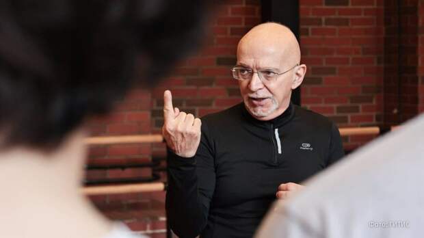 Итальянского актера де Мальо госпитализировали из ГИТИСа с инсультом