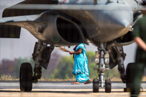 Aero India, второй день Aero India, второй день