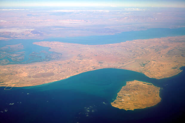 Иран готов открыть Ормузский пролив только после полной компенсации ущерба