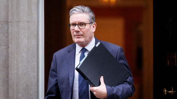 The Spectator: скандал вокруг дела Эпштейна может стоить Стармеру премьерства