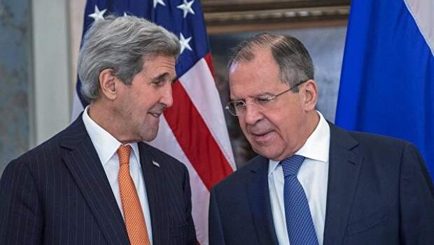 Министр иностранных дел России Сергей Лавров и госсекретарь США Джон Керри во время встречи в Вене Министр иностранных дел России Сергей Лавров и госсекретарь США Джон Керри во время встречи в Вене