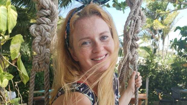 1092 дня беременности: почему рыжеволосая звезда «Крема» годами скрывала четверо детей и что теперь говорят о её муже-моряке