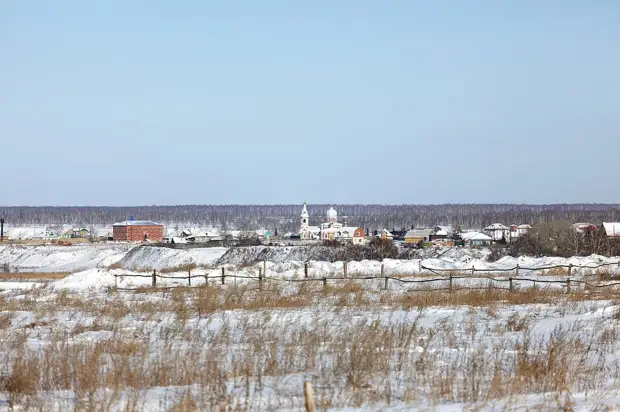 Омская обл с надеждино. Омск Большекулачье усадьба. Деревня Надеждино Омская область. Большекулачье монастырь. Церковь Надеждино Омская обл.