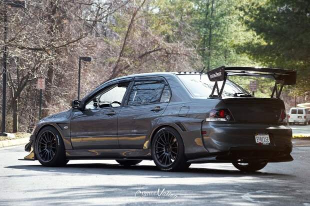 Mitsubishi Lancer Evolution IX в индивидуальной доводке Mitsubishi Lancer Evolution IX в индивидуальной доводке