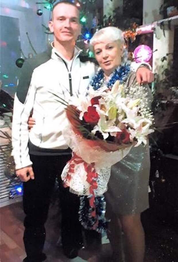 Денис с мамой Ольгой Борисовной.