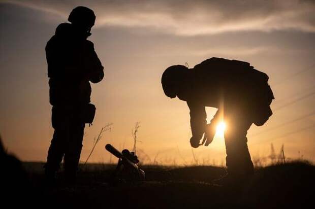 Азаров: Европа показала намерение использовать ВСУ до последнего украинца