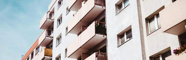 В Алматы одинокая пенсионерка лишилась жилья из-за мошенников