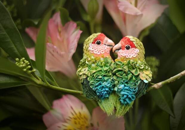Райские птицы Юлии Гориной никого не оставят равнодушными.Потрясающая красота! )
