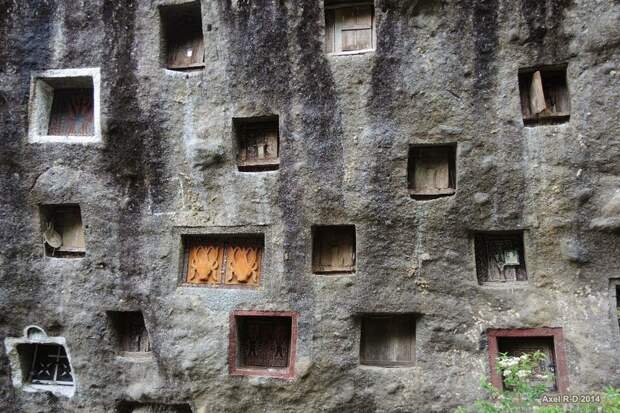 tana-toraja-burials-5[2]