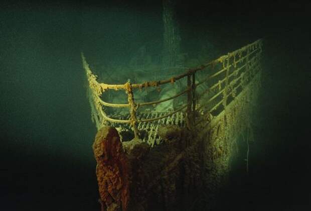 Можно посмотреть на Титаник на дне океана
