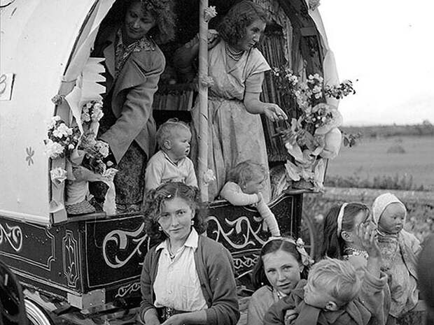 10 самых странных ритуалов ухаживания со всего мира