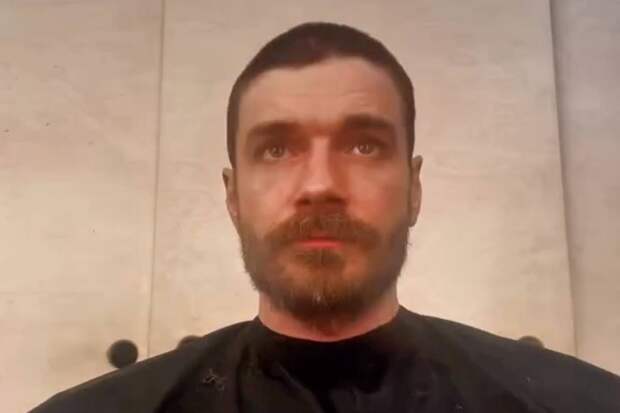 Популярный российский актер показал новую внешность