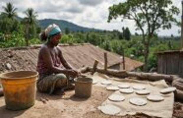 История и археология: Как печенье из грязи стало любимым лакомством на Гаити, и почему врачи – против