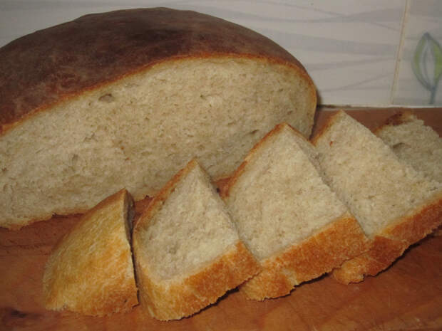 Пшенично-ржаной хлеб на огуречном рассоле