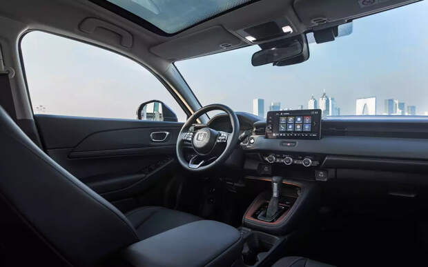 На рынке РФ появился новый надежный кроссовер Honda: он дешевле Tenet и Geely
