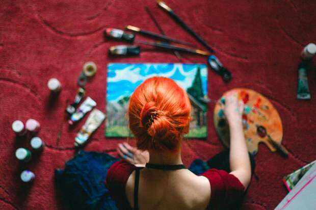 Борьба с беспокойством может приносить удовольствие. Ученые доказали: занятия творчеством могут справиться с тревогой