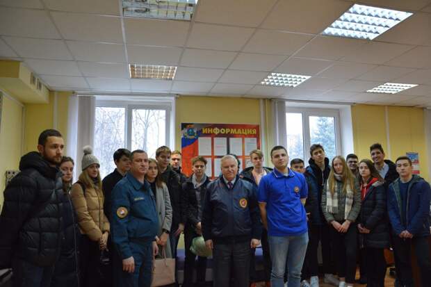 Школьники посетили ЦУКС на северо-западе Москвы