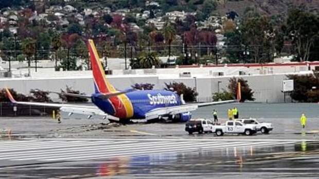 Boeing 737-7H4WL авиакомпании Southwest Airlines, инцидент с рейсом WN278