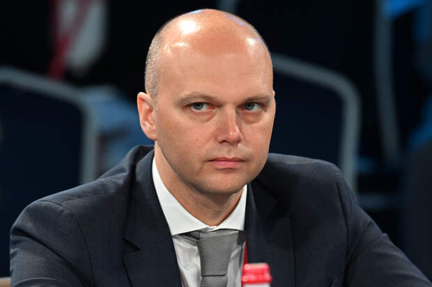 Губернатор Беспрозванных на литовском ответил на угрозы блокады Калининграда