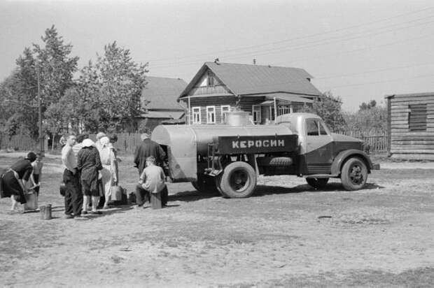 Торговля керосином на розлив, 1963 год, Московская область, Долгопрудный история, факты, фото