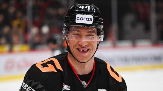 Шарипзянов обновил свой рекорд КХЛ по очкам для защитников в регулярном чемпионате