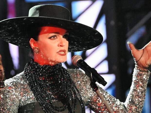 Певица Слава заявила, что хочет стать матерью в третий раз