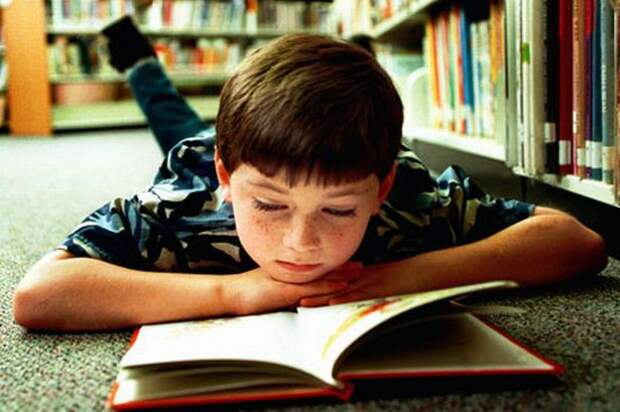 10 книг, которые в детстве были зачитаны до дыр детство, любимые книги, ностальгия
