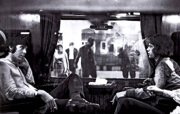 more-class-past-photos-vintage-411__700
