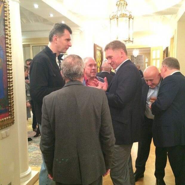 прохоров, песков, макаревич, тусовка|Фото:twitter.com/SFGO76