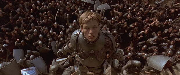 Средневековые дамы с оружием в руках — инструкция по защите замка, когда мужа нет дома