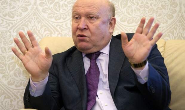Валерий Шанцев поздравил депутата Госдумы Андрея Макарова с юбилеем