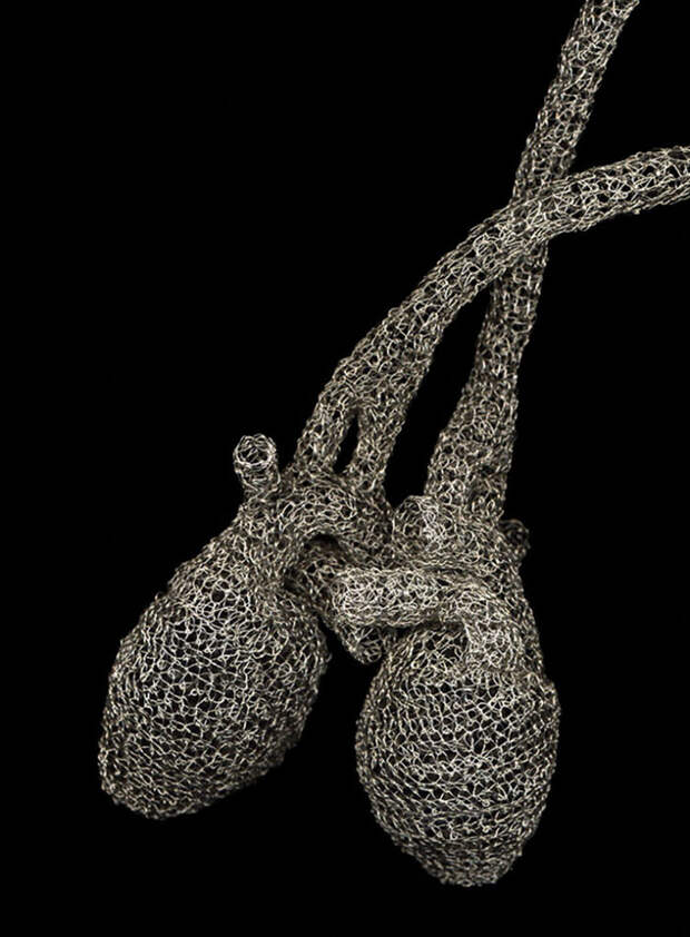 wire-crochet-heart-anne-mandro-9