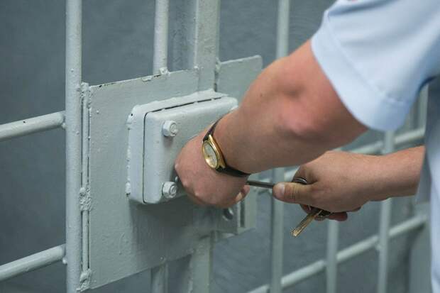 В Крыму приговорили экс-главу сельского совета, который 6 лет занимался обеспечением деятельности на территории...