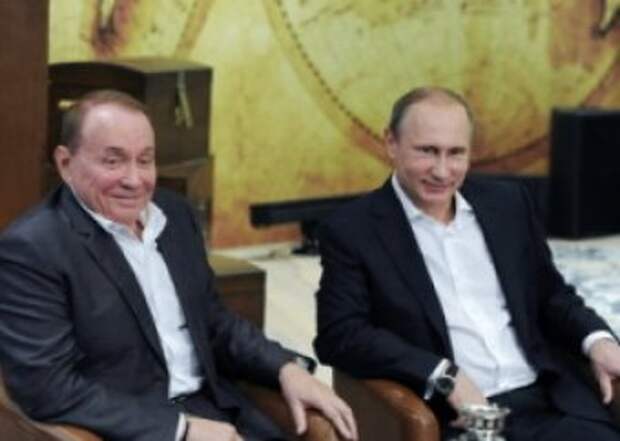 Путин оценил шутки КВН про самого себя, Меркель и Обаму Путин оценил шутки КВН про самого себя, Меркель и Обаму
