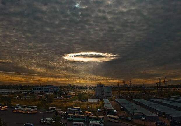 Дыра в небе небо, облака, формы