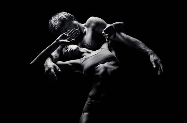 https://static.boredpanda.com/blog/wp-content/uploads/2016/10/dance-photography-vadim-stein-53-5804964e397b4__880.jpg