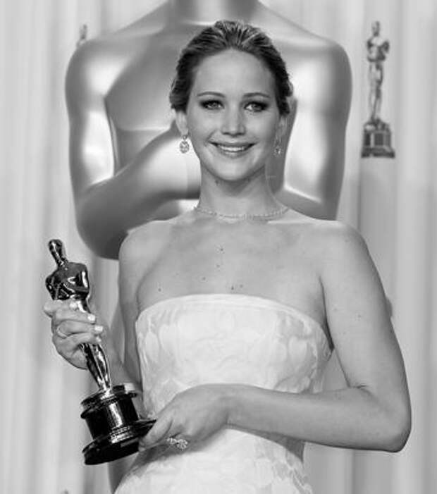 Дженнифер Лоуренс победила в номинации «Лучшая актриса». Жюри оценило ее работу в картине «Мой парень – псих»