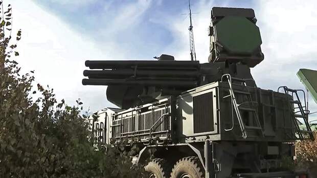 Средства ПВО за три часа уничтожили три БПЛА ВСУ над регионами России