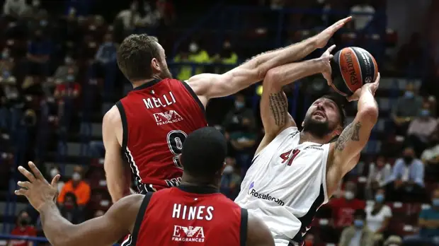 ЦСКА уступил «Милану» на старте баскетбольной Евролиги