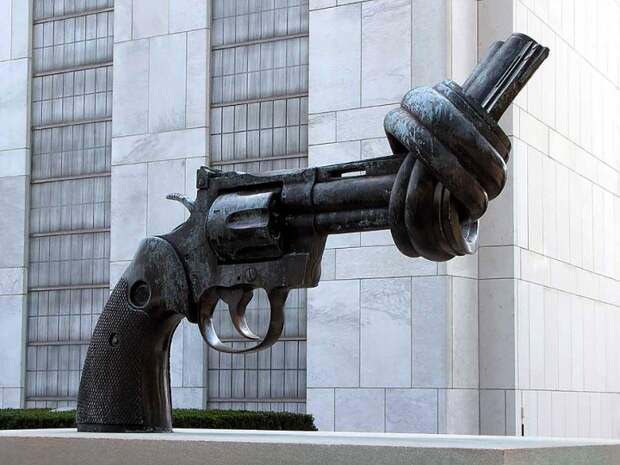 Пистолет, завязанный узлом, Тертл-Бей, Нью-Йорк, США