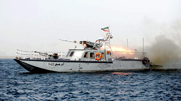 Иран подстрелил сам себя? Что стоит за гибелью корабля в Персидском заливе