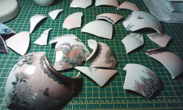 broken-vase-restoration-gold-thread-charlotte-bailey-3a