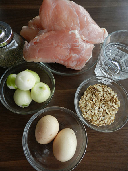Рецепт на выходные: Котлеты из куриного филе с овсяными хлопьями